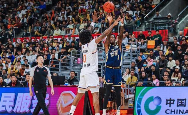 开云-央视直播!上海VS广东胜券在握,五位国手同时缺阵,杜锋恐遭淘汰